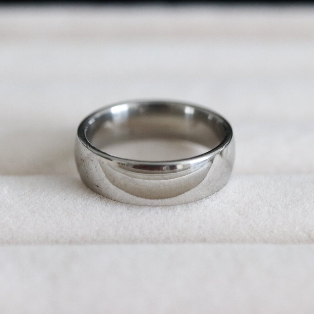DS5 6mm Men/Women Round Edge Silver Wedding Band Ring Stainless Steel